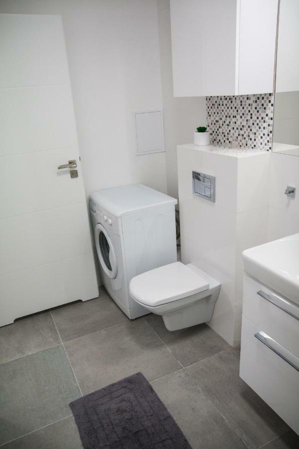 Apartament F&J Stary Toruń Exteriör bild