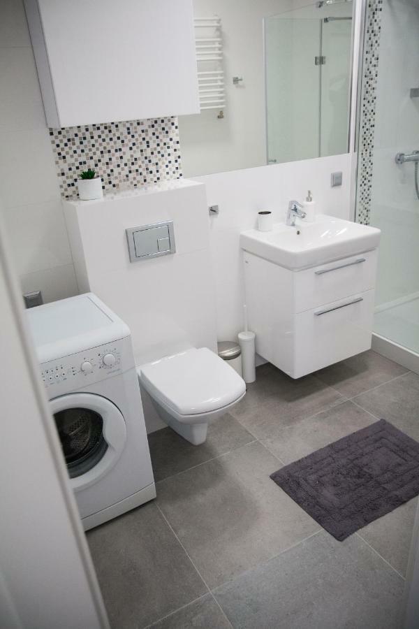 Apartament F&J Stary Toruń Exteriör bild